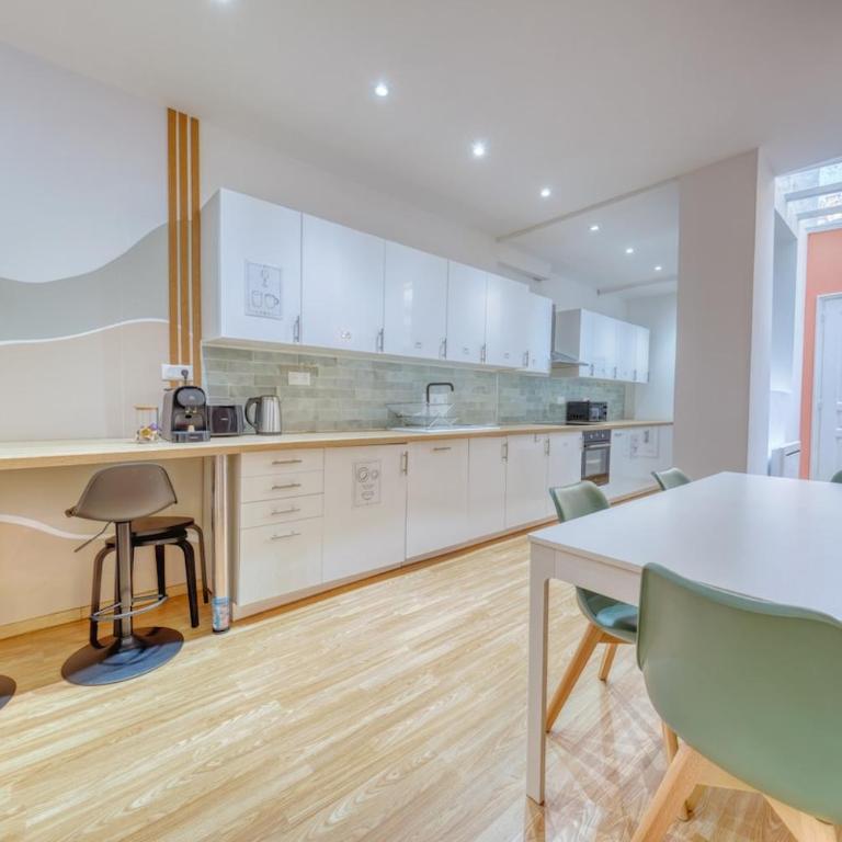 The big Reims house - 8 bedrooms - Apartment - 22