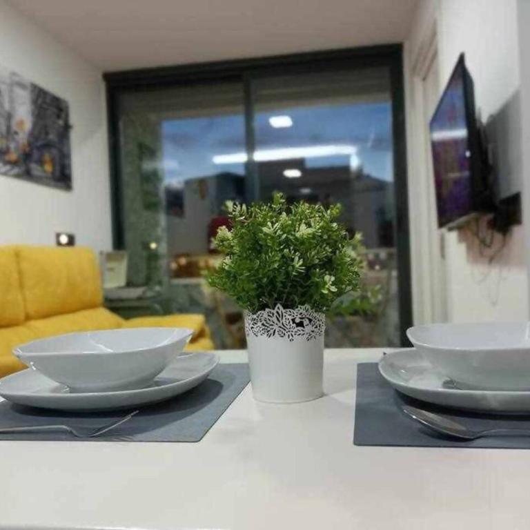 Centro Plaza Torremolinos Piscina Wi-Fi Terraza - One-Bedroom Apartment - 3