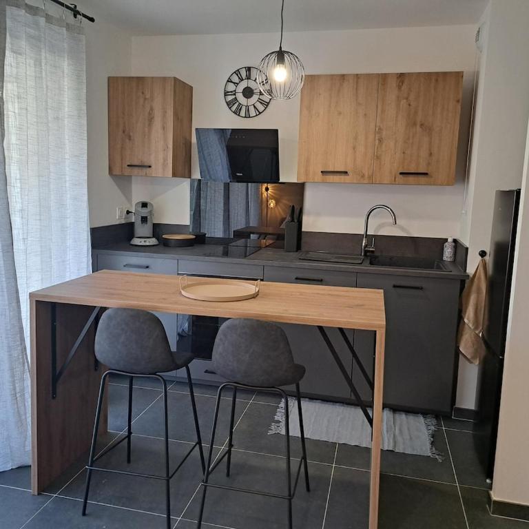 cozy studio, pool and beach - Appartement 2 Chambres - 6