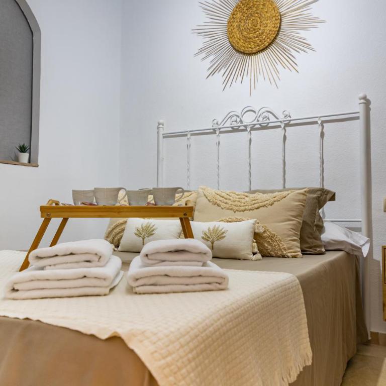 Escapada junto al mar con vistas y piscina - Two-Bedroom Apartment - 9