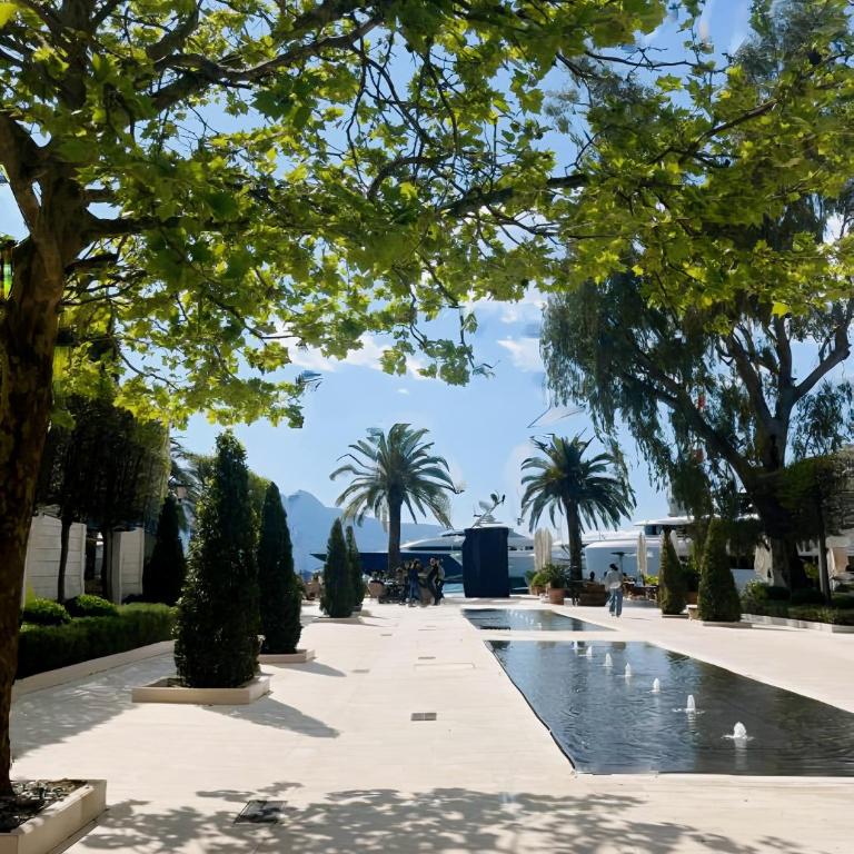 Exclusive Apartments in Porto Montenegro - Three-Bedroom Apartment - 9