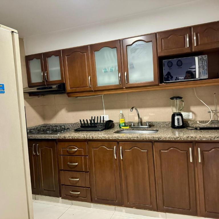 Nuevo Apto Cabecera! Centro Comercial Cuarta Etapa - Apartamento de 3 dormitorios - 5