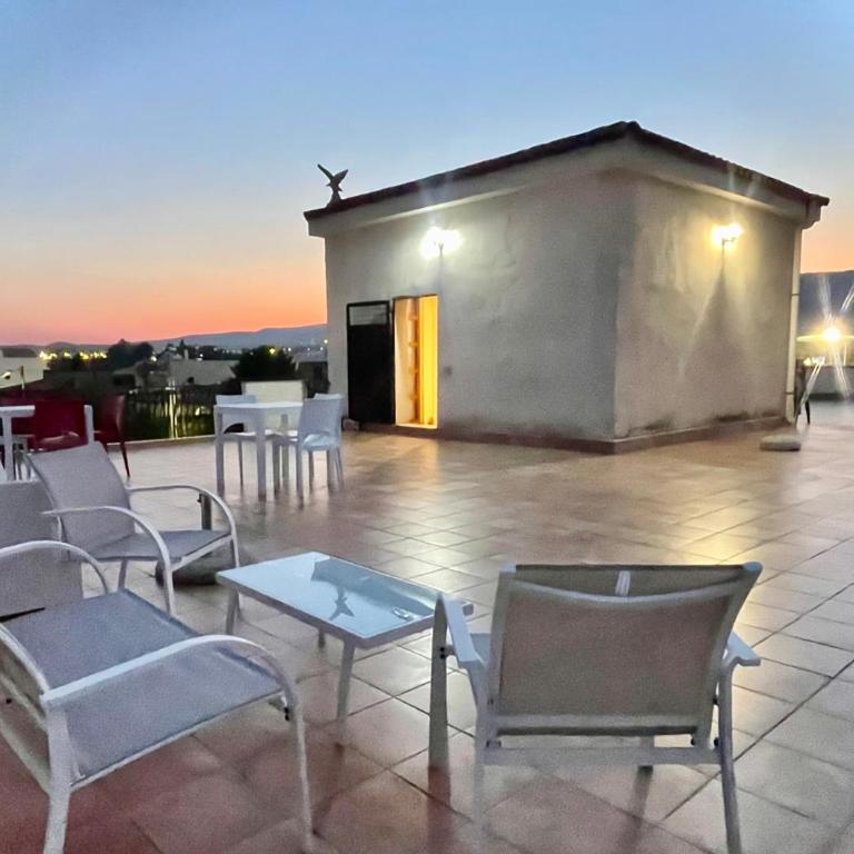 Villa Santa Barbara - Appartamento con Vista e Balcone - 35