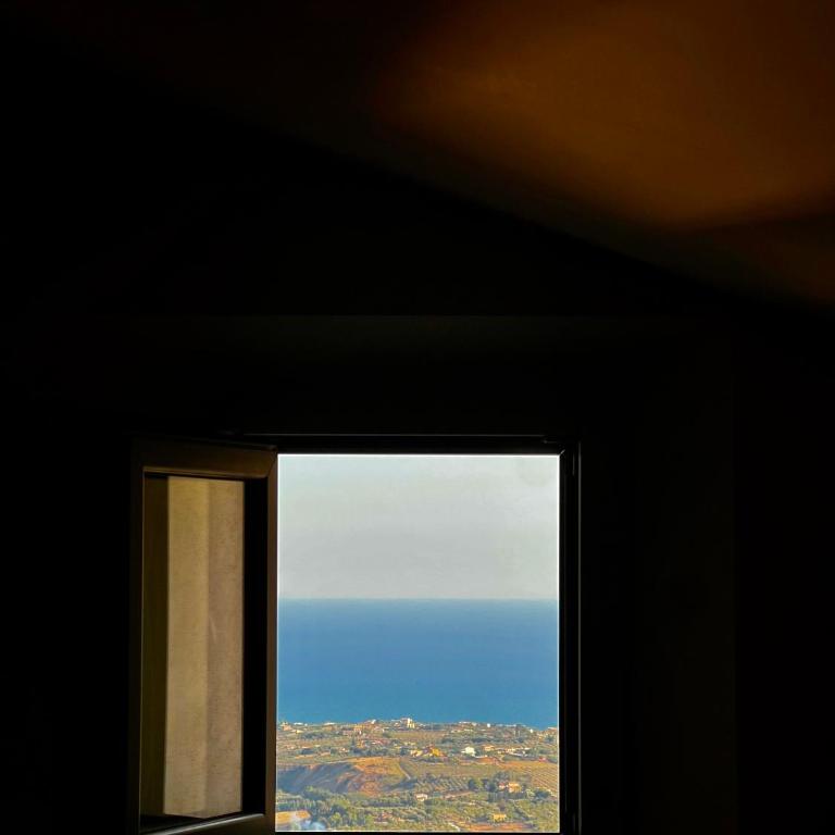 Atenea Boutique Rooms- Atenea Collection - Executive Suite - 8