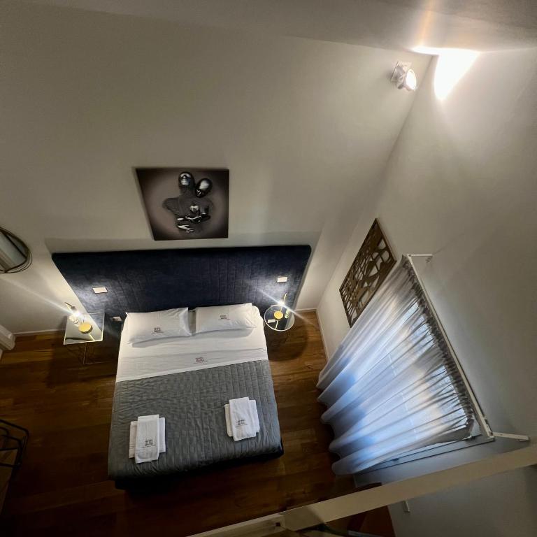 Atenea Boutique Rooms- Atenea Collection - Deluxe Double Room with Balcony - 12