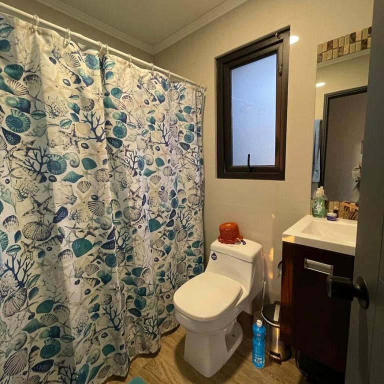 Exclusiva casa con hermosa vista - Three-Bedroom House - 7