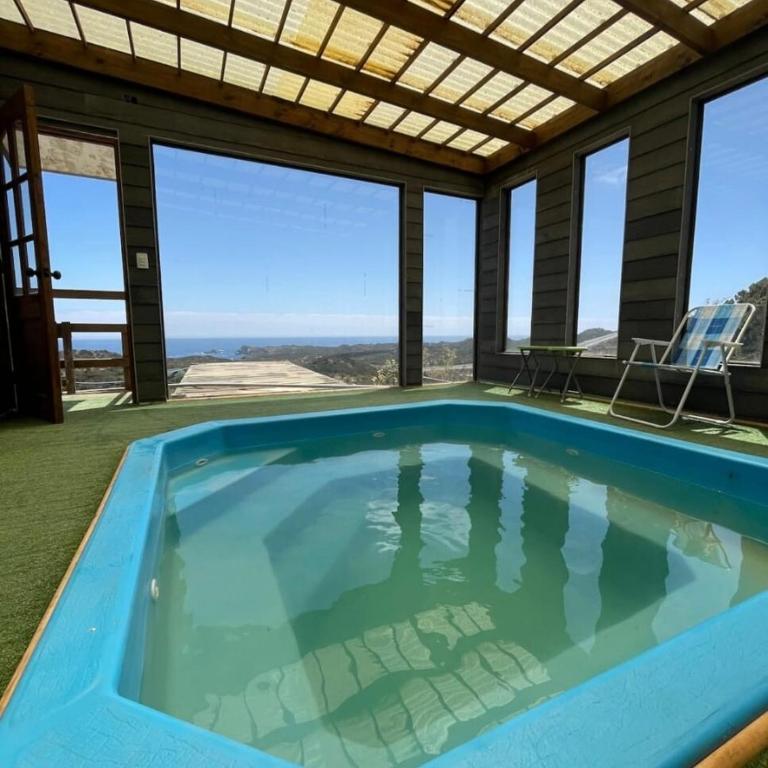 Exclusiva casa con hermosa vista - Three-Bedroom House - 10