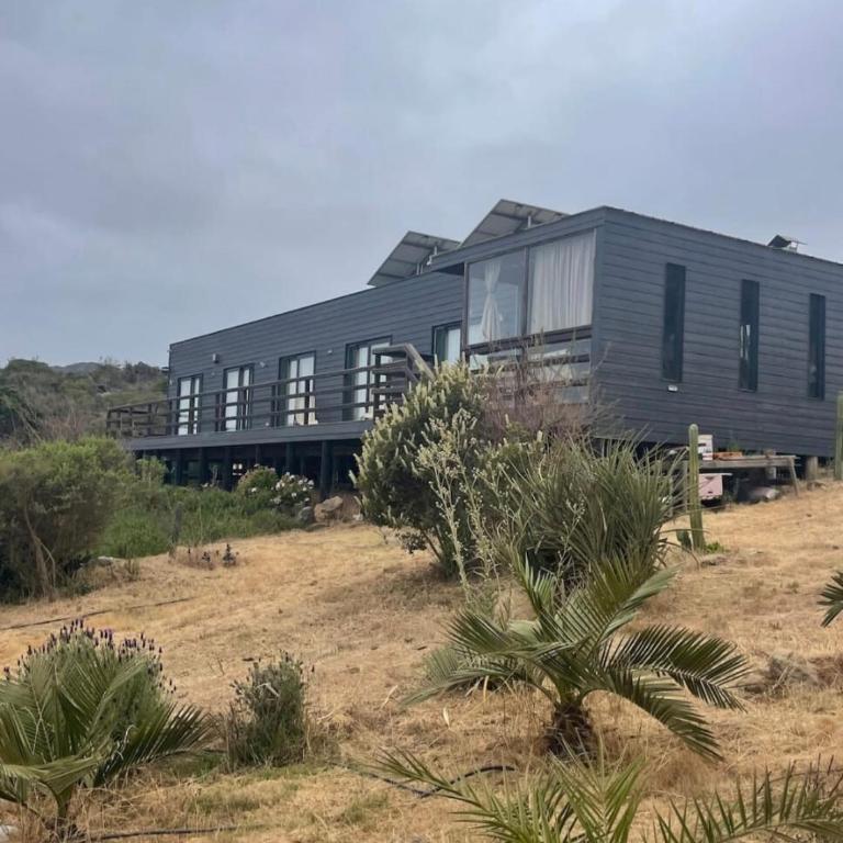 Exclusiva casa con hermosa vista - Three-Bedroom House - 12