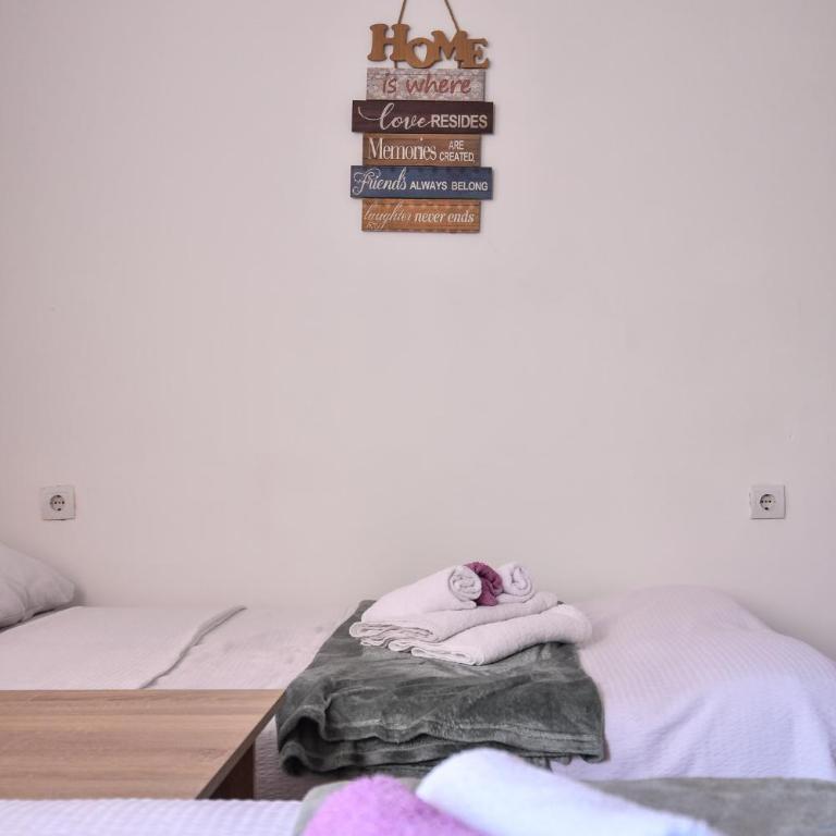 Perfect Location close to Jaz beach - Apartments Rora Knezevic - Trokrevetni Studio - 2