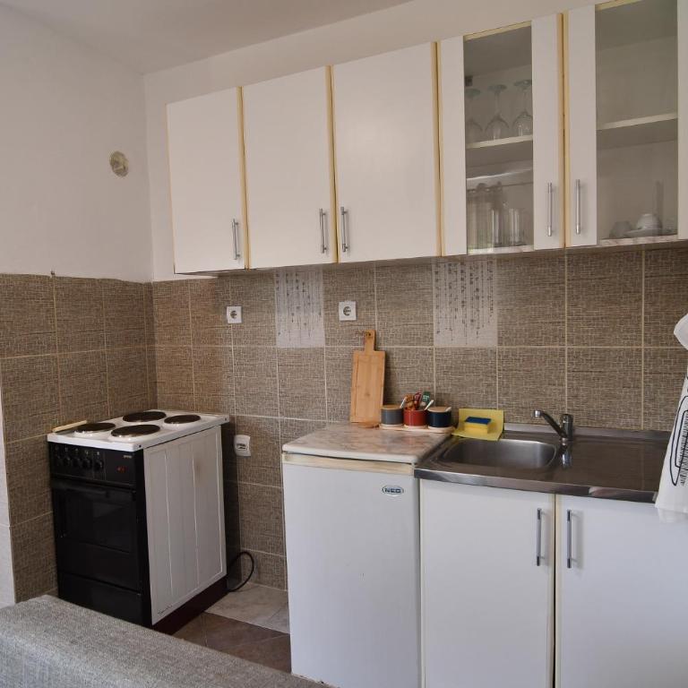 Perfect Location close to Jaz beach - Apartments Rora Knezevic - Apartman sa 1 Spavaćom Sobom - 8