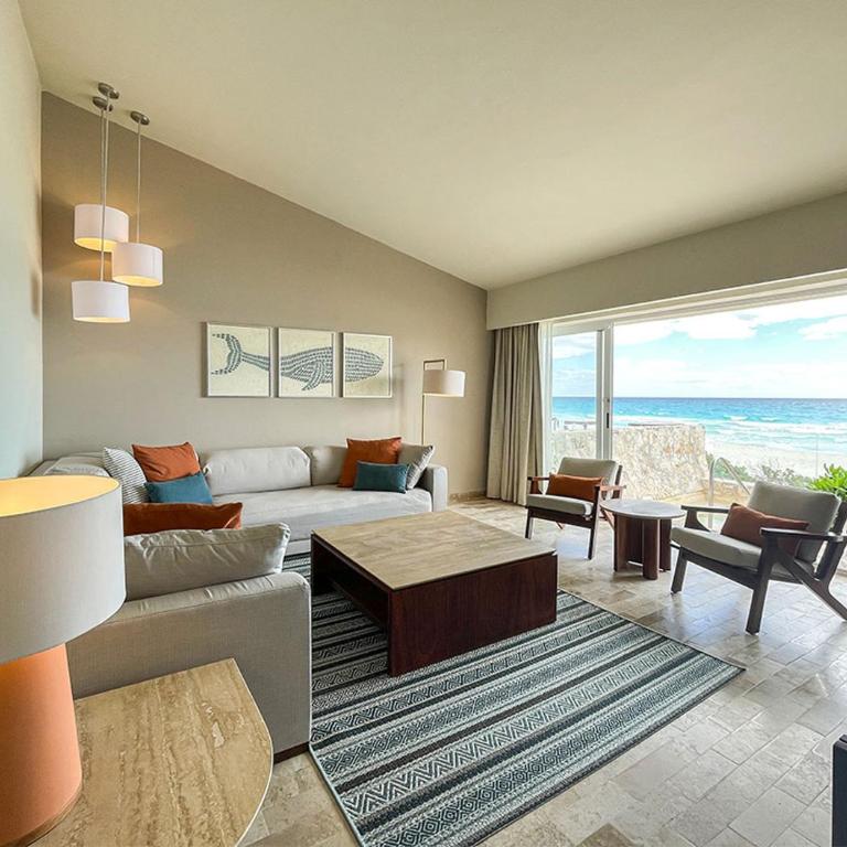 Grand Park Royal Cancun - All Inclusive - Villa with Sea View - 3
