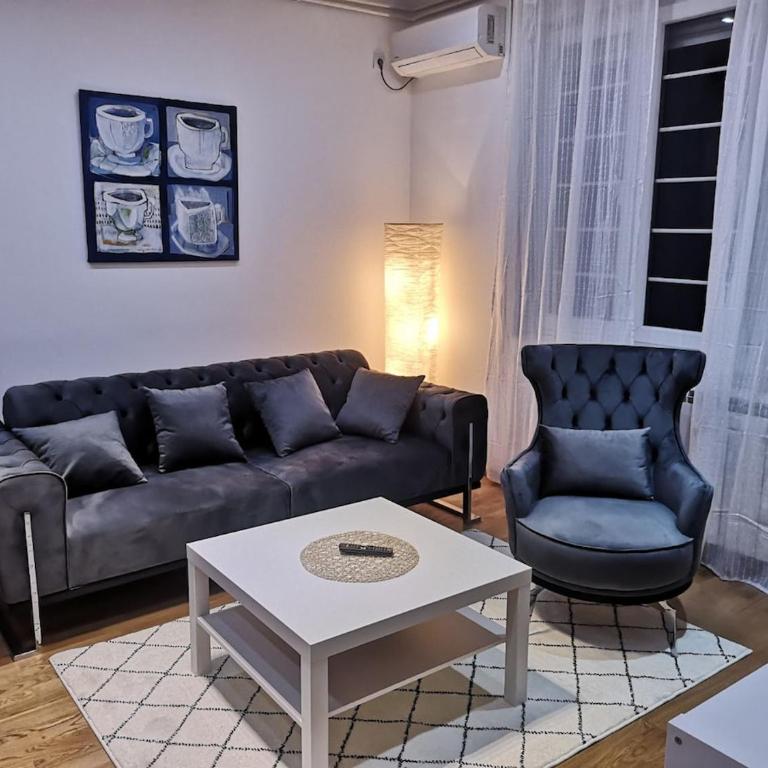 Modern apartment in the city center - One-Bedroom Apartment - 7