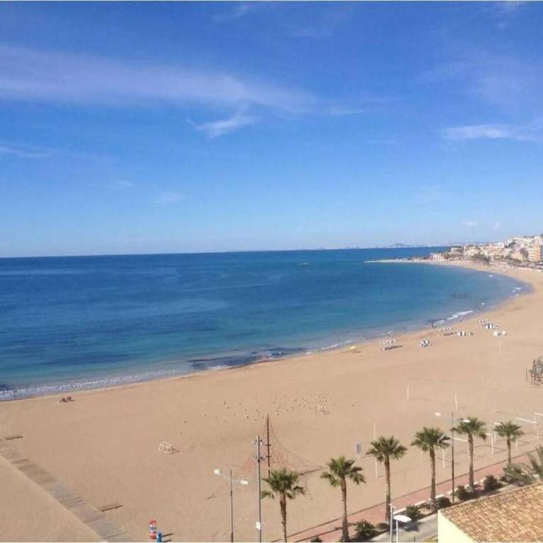 Stylish Seafront Apartment - Apartamento - 18