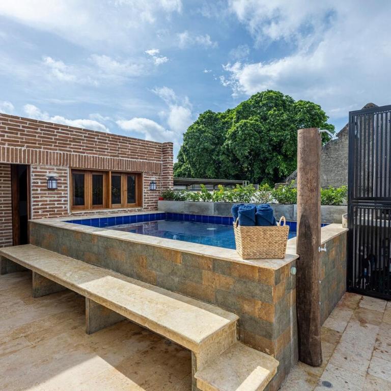 Casa D Boutique - Five-Bedroom House - 33