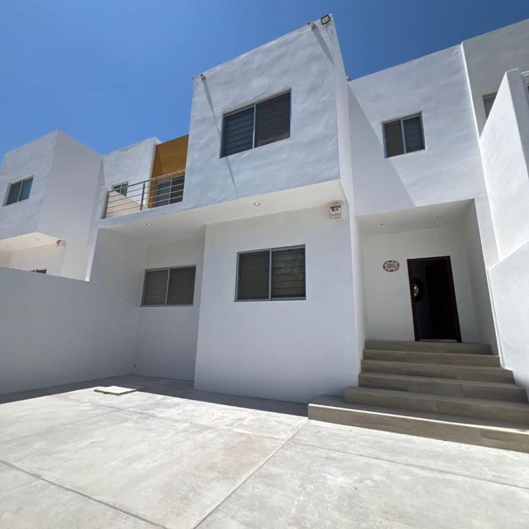 Lucardo 5 ESTRELAS PARA VIVIR LA PAZ - Three-Bedroom House - 7