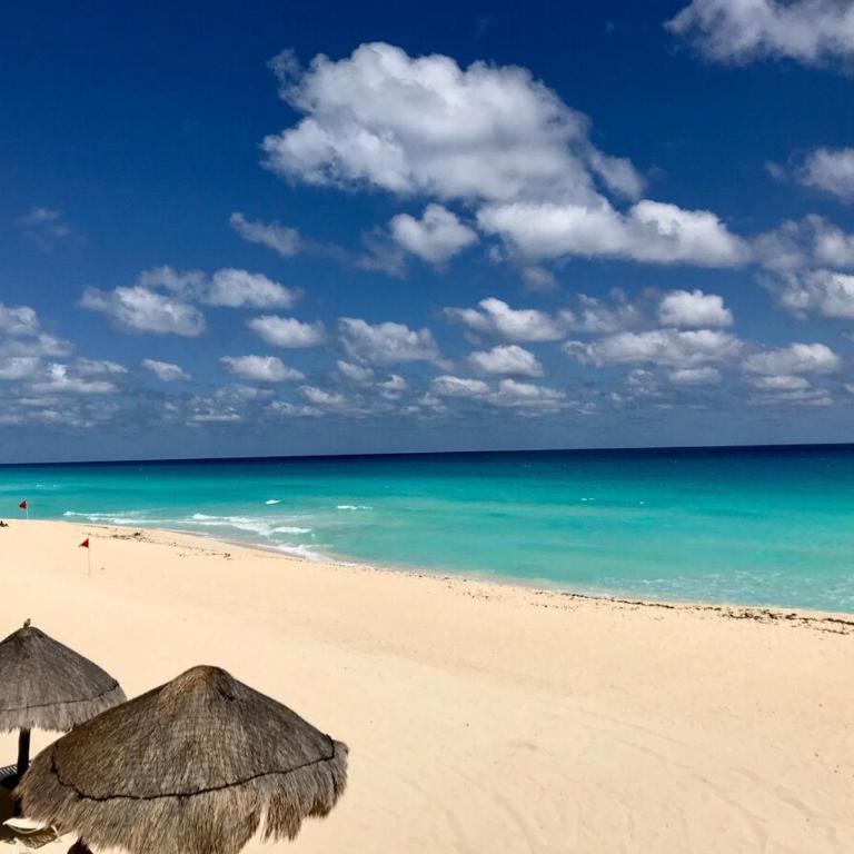 Hermoso Apartamento con playa en Zona Hotelera - One-Bedroom Apartment - 38