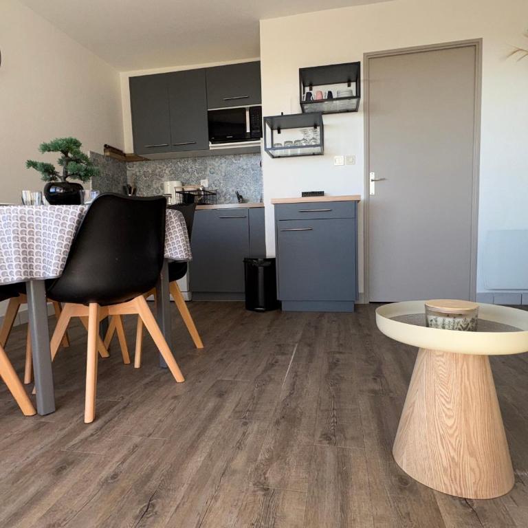Appartement T2 + Alcôve, piscine collective, 5 pers, parking - FR-1-323-568 - Apartment - 15
