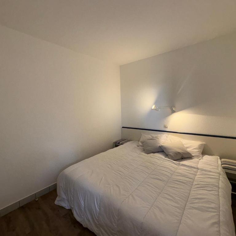 Appartement T2 + Alcôve, piscine collective, 5 pers, parking - FR-1-323-568 - Apartment - 22