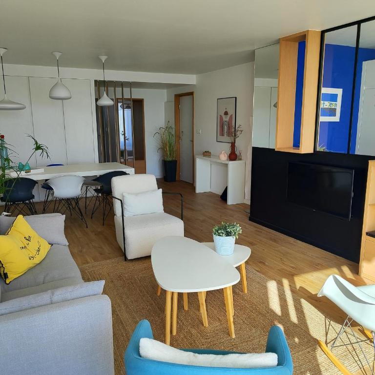 Appartement moderne pour 4 pers, proche commerces, vue mer - FR-1-323-257 - Appartement - 3