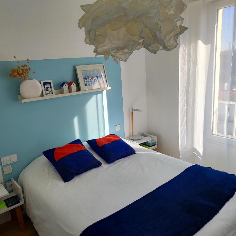 Appartement moderne pour 4 pers, proche commerces, vue mer - FR-1-323-257 - Appartement - 5
