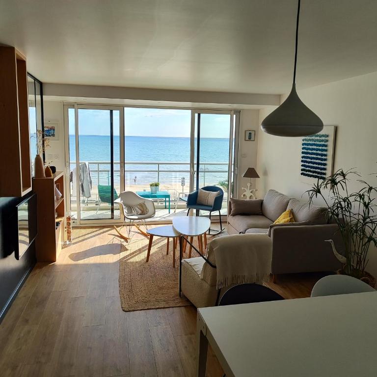 Appartement moderne pour 4 pers, proche commerces, vue mer - FR-1-323-257 - Appartement - 11