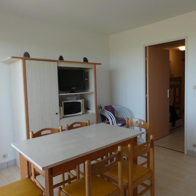 Appartement T2+ cabine avec piscine et parking à Saint-Jean-de-Monts - FR-1-323-315 - Apartment - 17