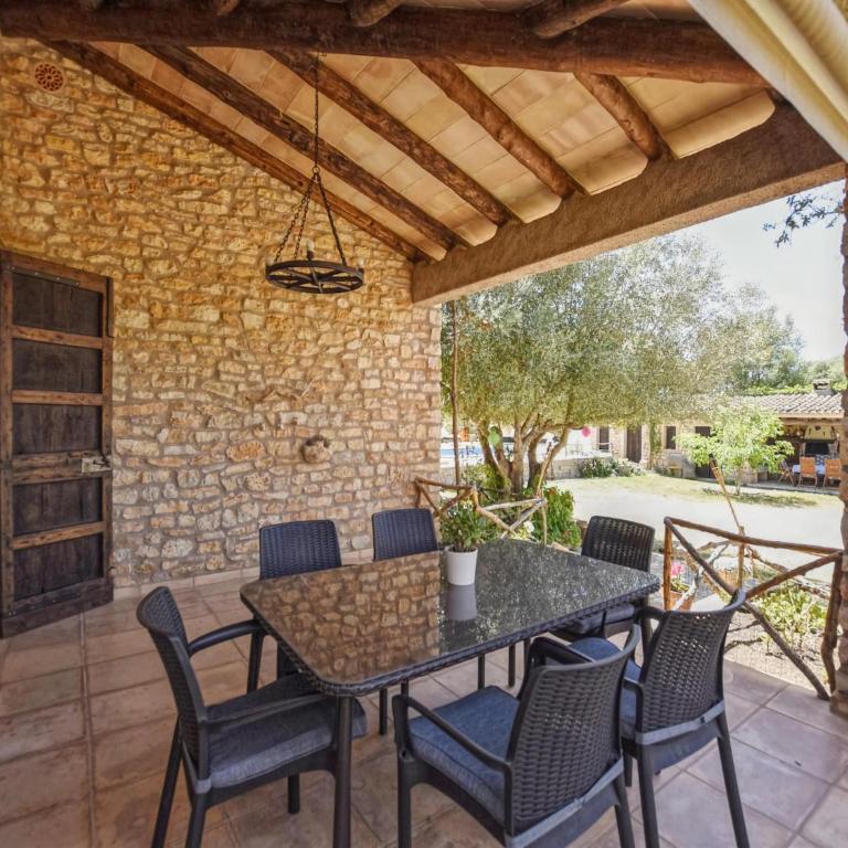 Nice holiday home with private pool - Casa Vacacional de 3 dormitorios - 23