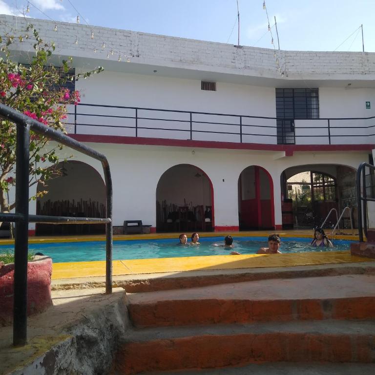 Hospedaje con vista ala laguna de huacachina refugio en el oasis - Triple Room with Private External Bathroom - 4