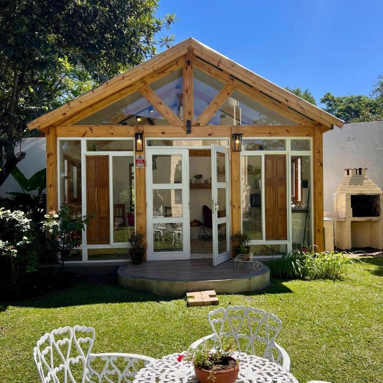 Casita Amarillo Sol con Casa de Te, Pileta y Parrilla - Casa de 2 dormitorios - 4