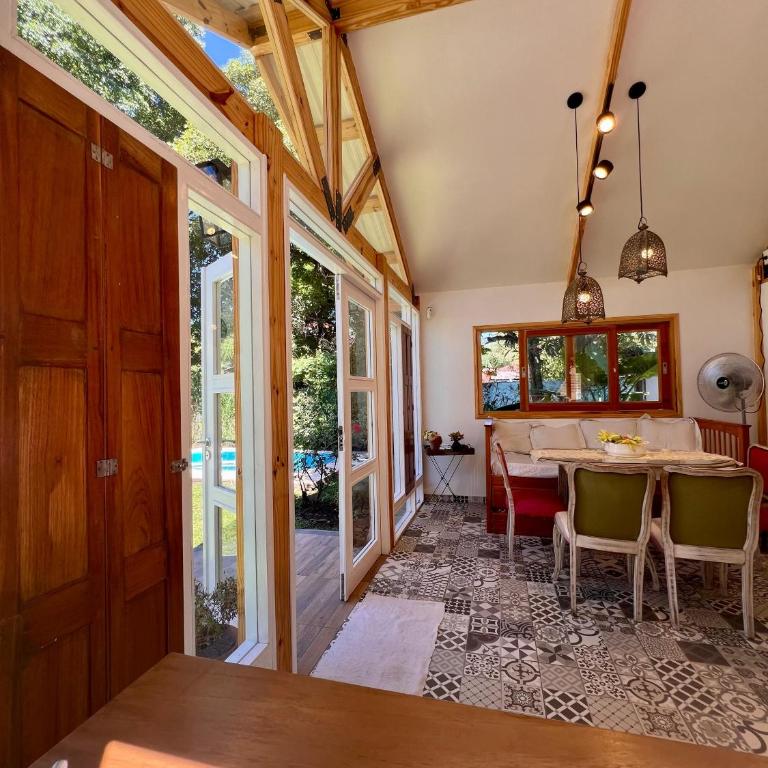 Casita Amarillo Sol con Casa de Te, Pileta y Parrilla - Casa de 2 dormitorios - 13