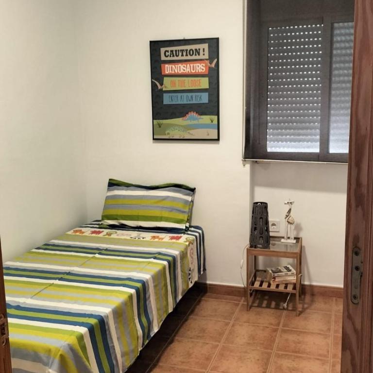 Beautiful 3 Bedrooms, 2 Baths, Balcony, Beach Apartment - Apartamento - 15