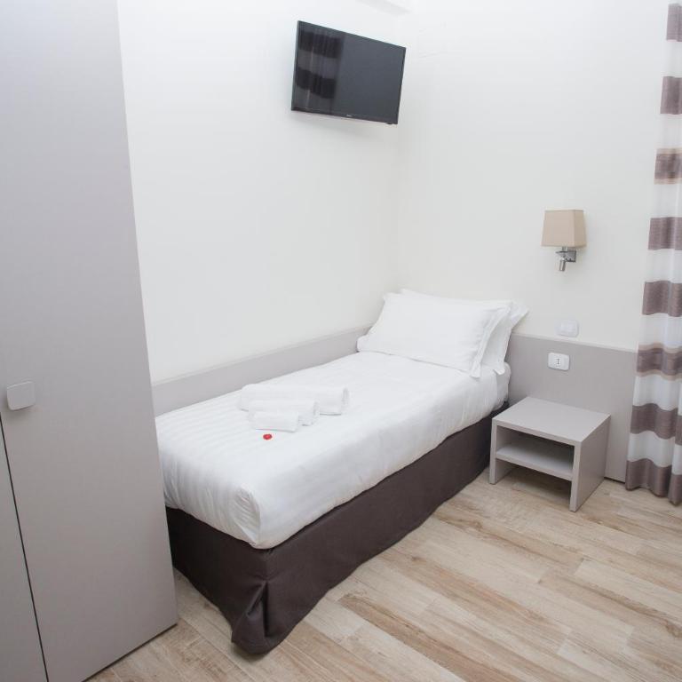 Leonardo Da Vinci Guest House - Camera Quadrupla Premium - 6