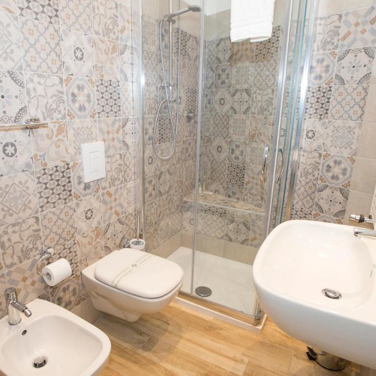 Leonardo Da Vinci Guest House - Camera Quadrupla Premium - 7