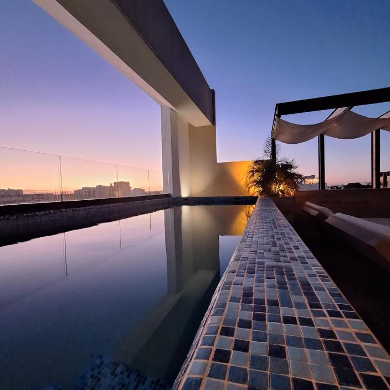 George Luxury Condo - One-Bedroom Apartment - 3