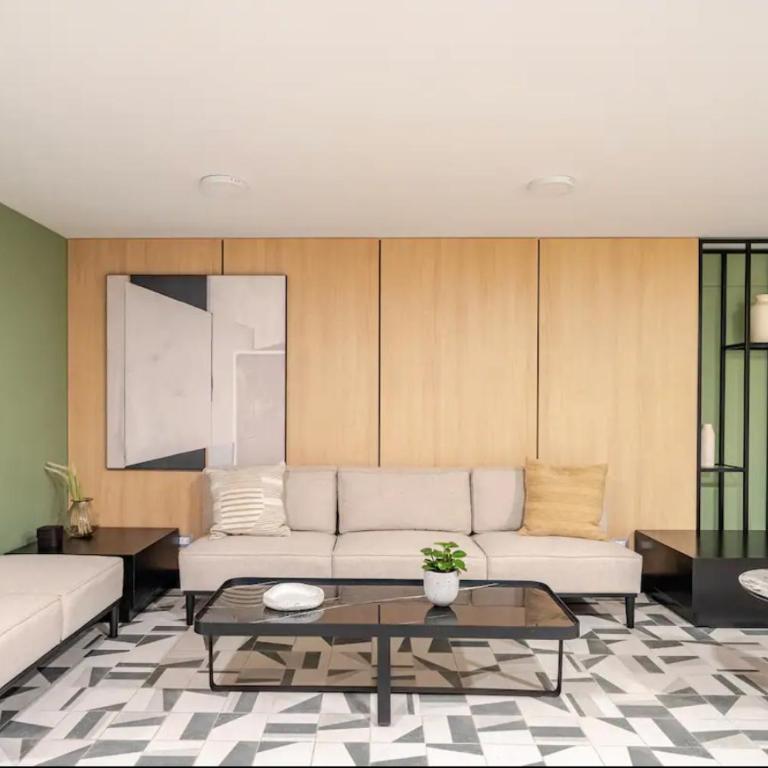 Edificio Los Pinos - Two-Bedroom Deluxe Apartment with Balcony - 7