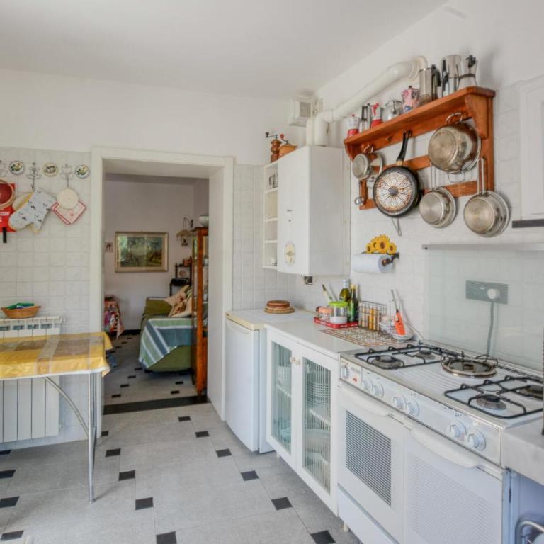 2 Bedroom Stunning Apartment In Moneglia - Two-Bedroom Apartment - 7