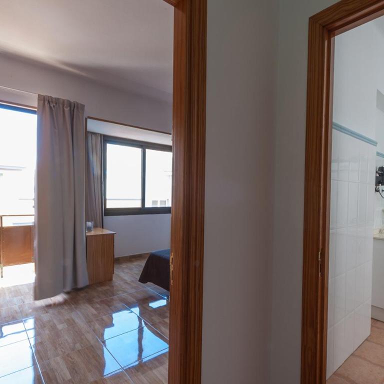 Viviendas Vacacionales Las Palmas Urban Center - Apartamento Superior con balcón - 4