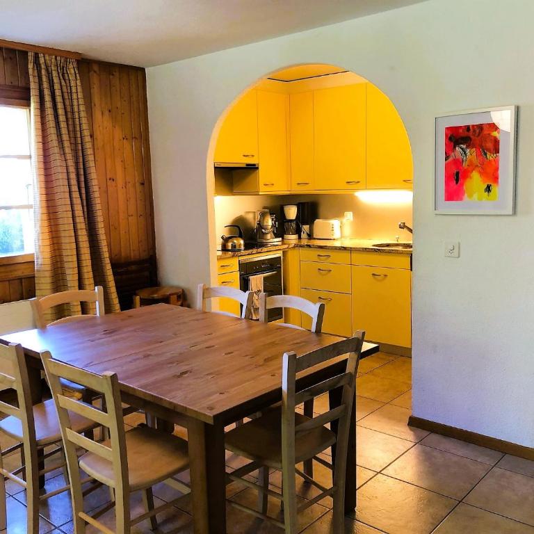 Bel Alp 3 - Rez avec jardin - 5 personnes- Evolene - Apartment - 2