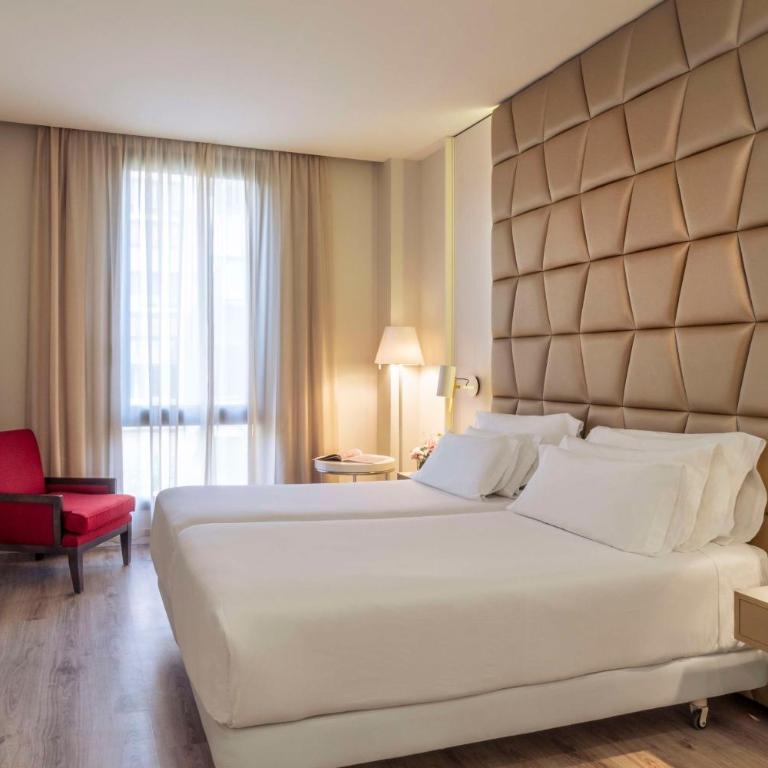 NH Collection Barcelona Podium - Superior Double or Twin Room - 4