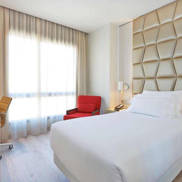 NH Collection Barcelona Podium - Superior Single Room - 3