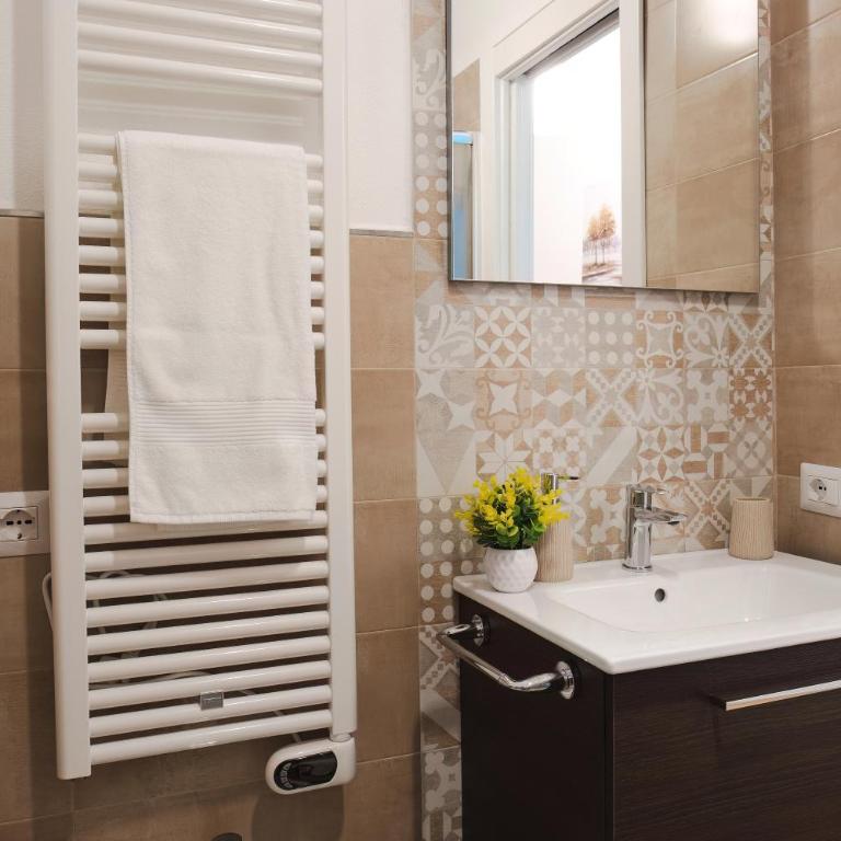 Domus Jacu - Appartamento Superior con 2 Camere da Letto - 33