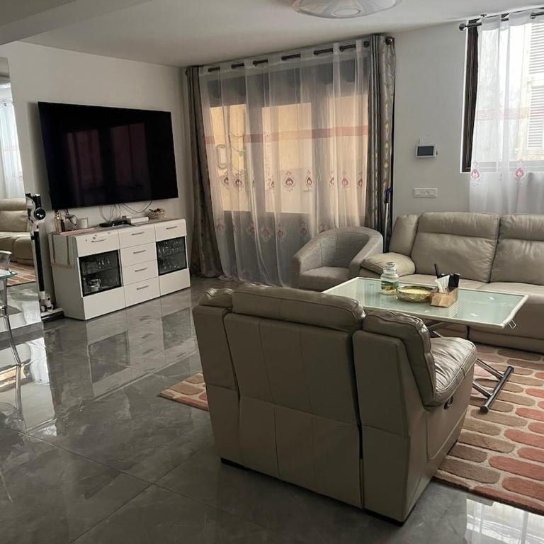 Cosmina Residence - Appartement 3 Chambres - 7
