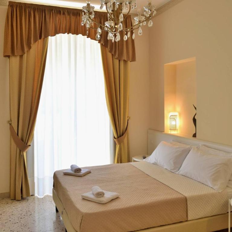 Bellini Inn Deluxe - Double or Twin Room with Extra Bed - 7