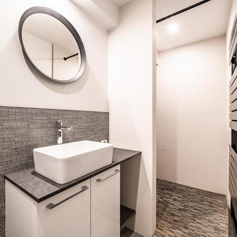 Les Prodains RDC Appartement 4 à 6 personnes à 100m de l'office de tourisme - Apartment - Erdgeschoss - 8