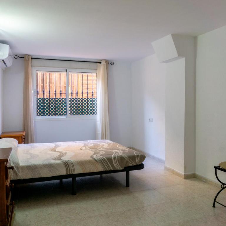 Patio del Sol Benalmádena - Three-Bedroom Apartment - 8