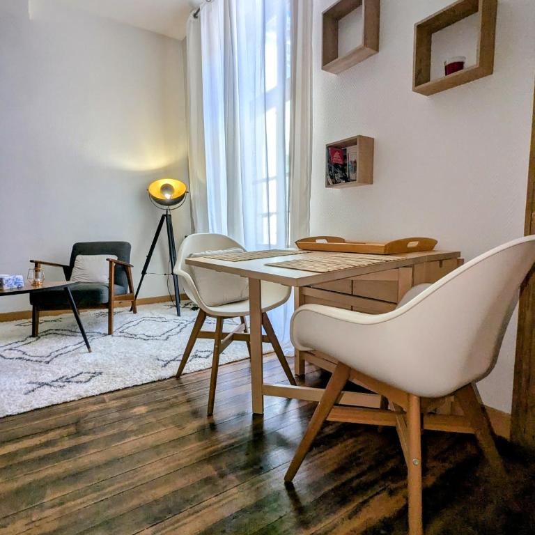 Studio cosy et spacieux - Apartamento de 1 dormitorio - 4