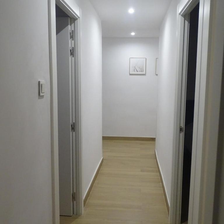 Piso LANGAR Piso acogedor y familiar - Two-Bedroom Apartment - 12