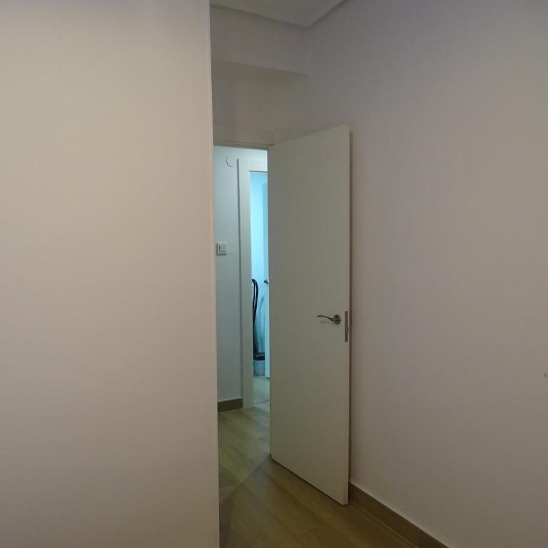 Piso LANGAR Piso acogedor y familiar - Two-Bedroom Apartment - 18