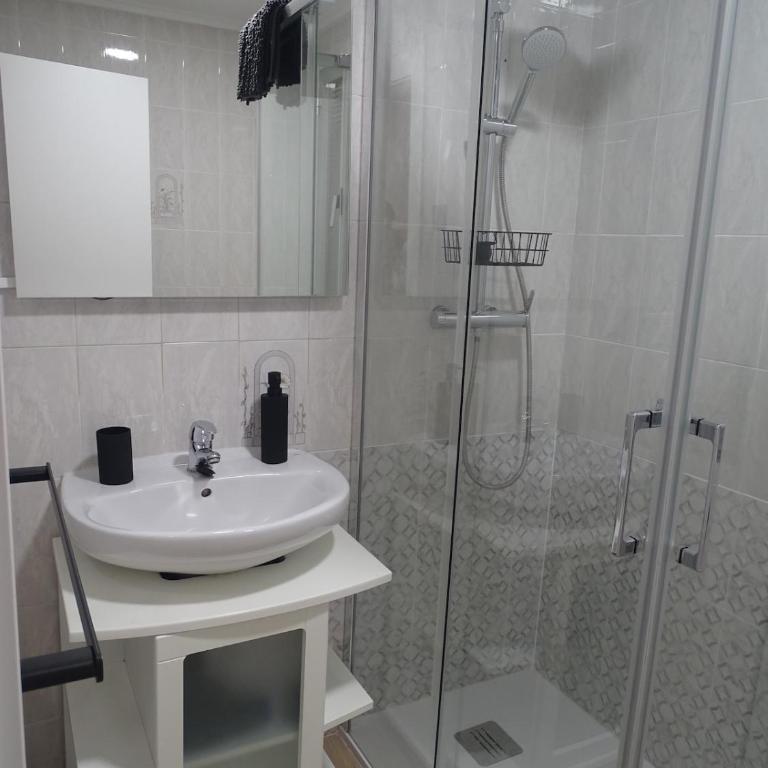 Piso LANGAR Piso acogedor y familiar - Two-Bedroom Apartment - 24