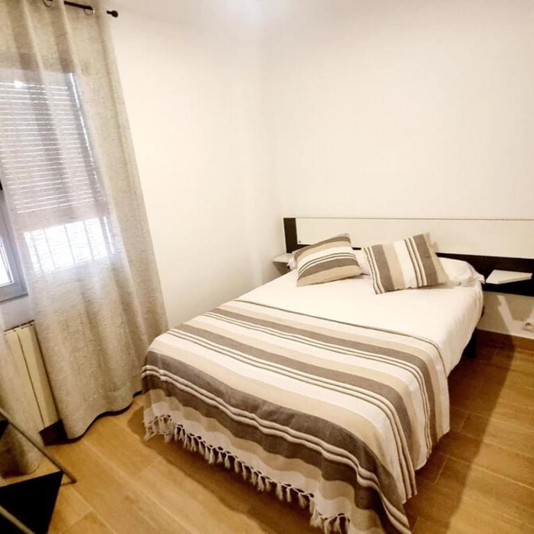 Piso LANGAR Piso acogedor y familiar - Two-Bedroom Apartment - 30